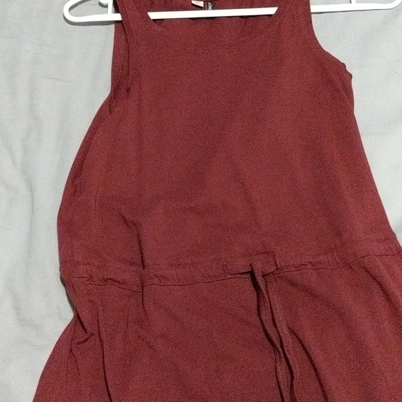 Burgondy dress - Picture 2 of 2